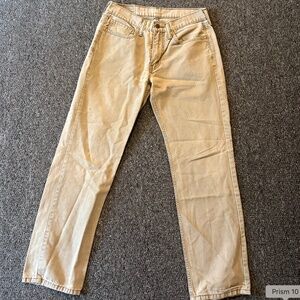 Levi's 514 straight-legged jeans